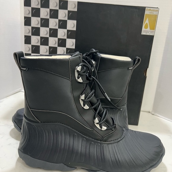 Ecilu Black Lace-Up Boots main image 7